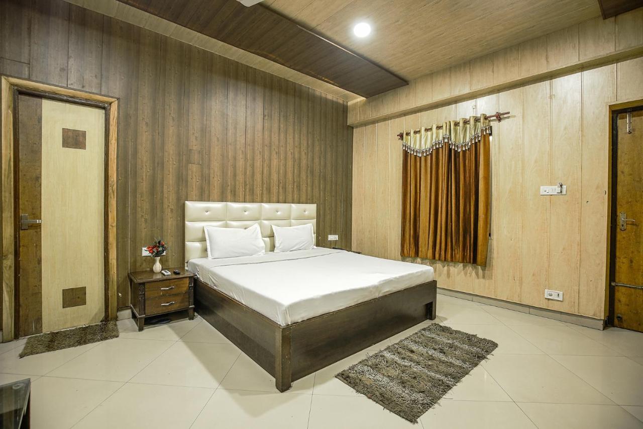 Hotel Hk Continental Amritsar Ngoại thất bức ảnh
