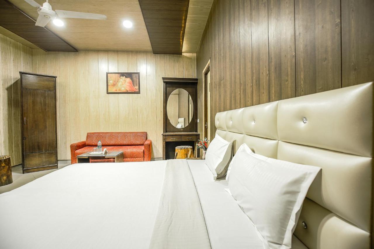 Hotel Hk Continental Amritsar Ngoại thất bức ảnh