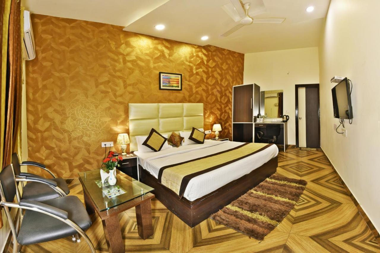 Hotel Hk Continental Amritsar Ngoại thất bức ảnh