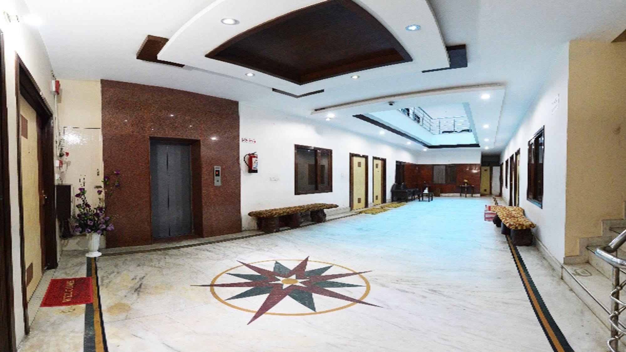 Hotel Hk Continental Amritsar Ngoại thất bức ảnh