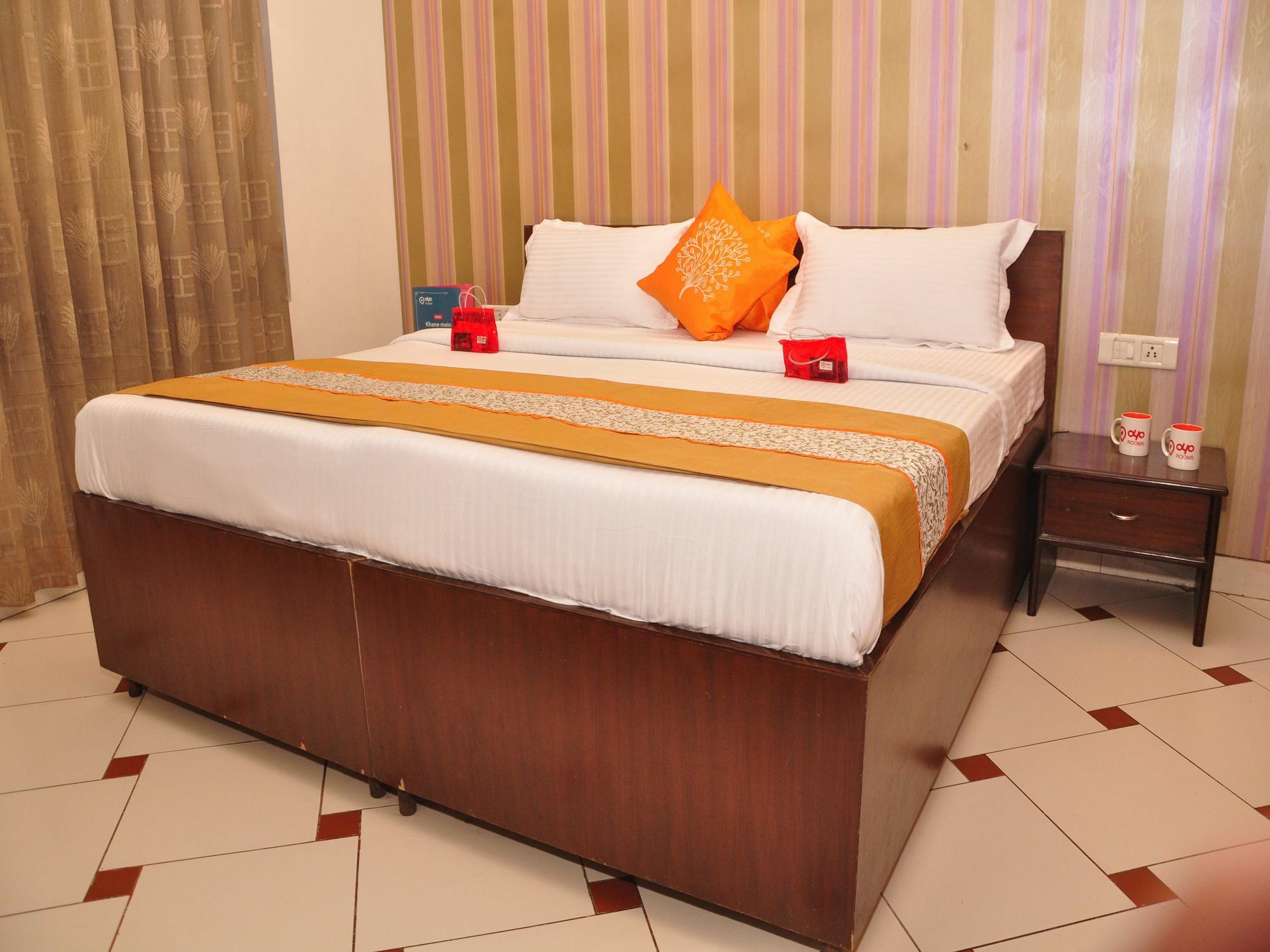Hotel Hk Continental Amritsar Ngoại thất bức ảnh